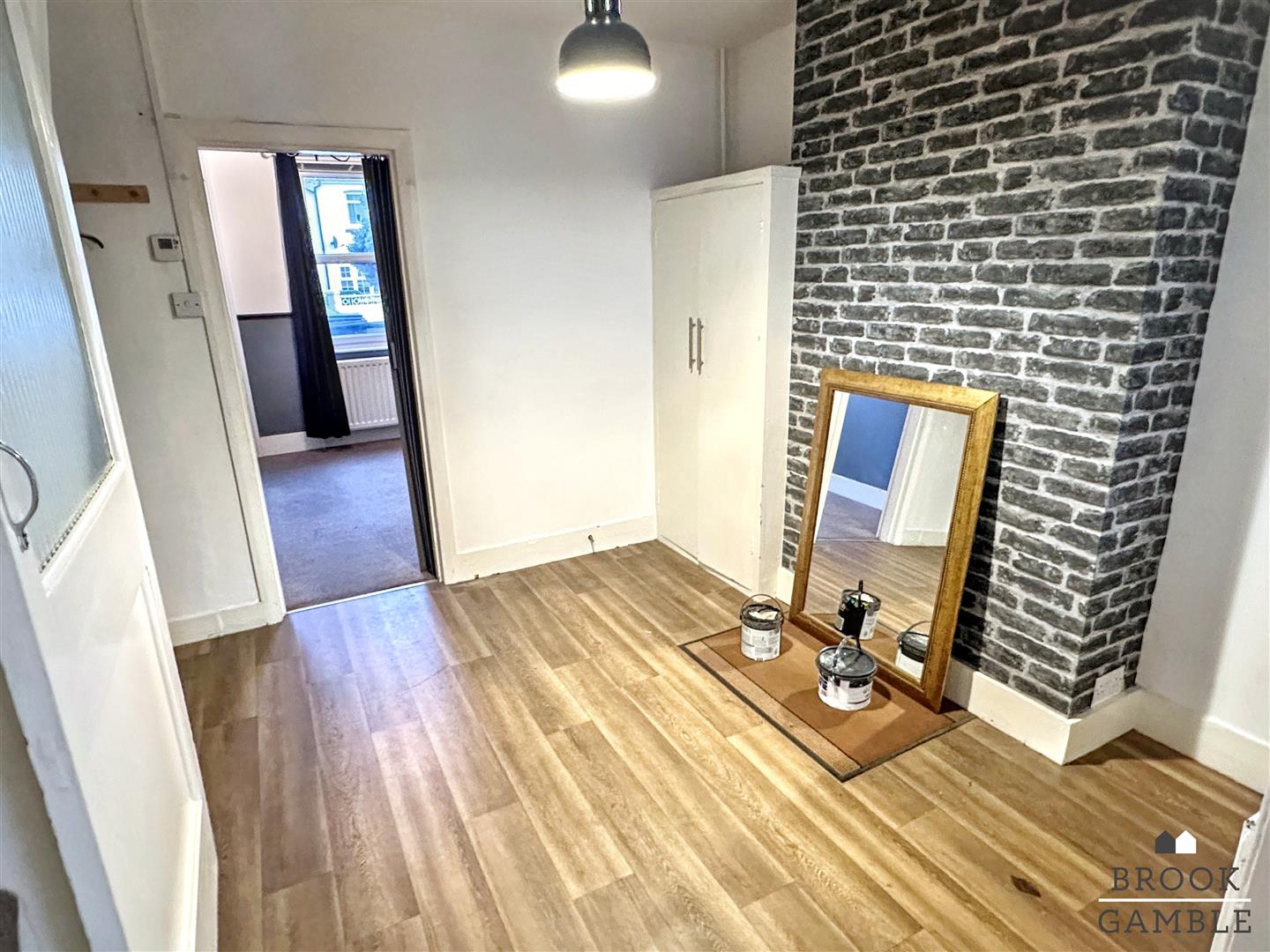 2 Bedroom House - Mid Terrace. Myrtle Road in Eastbourne,  6